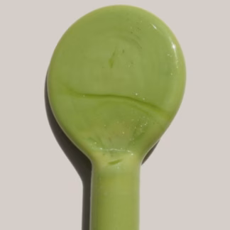 Üvegrúd M pisztáciazöld opál 5-6 mm