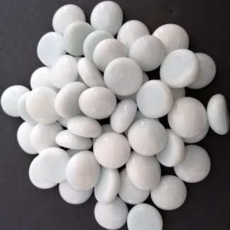 Üvegkavics fehér opál 250 gr. 18/20 mm