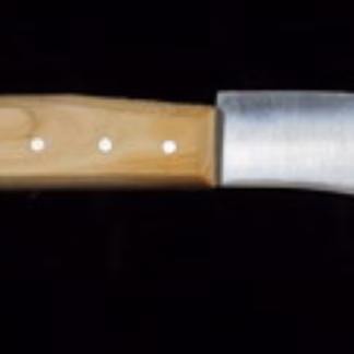 Ólmozókés fanyelű