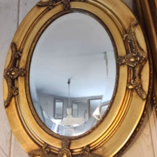 Egyedi, különböző méretű keretezett, fazettázott tükrök