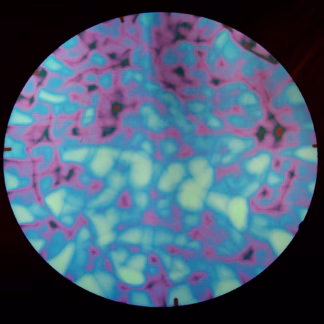 Dichroic COE96 STBARSB fekete-kékeszöldes-mintás üveg