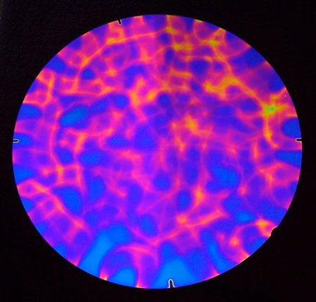 Dichroic COE90 BTBAGMB fekete-magenta-kék mintás üveg